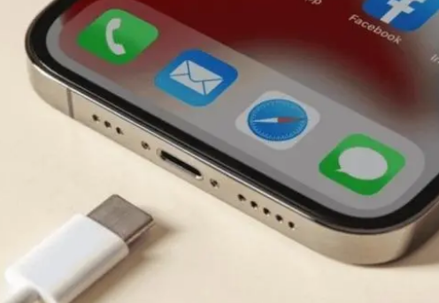 禹会苹果15维修分享iPhone15改USB-C接口后能和安卓用户互借充电器吗 